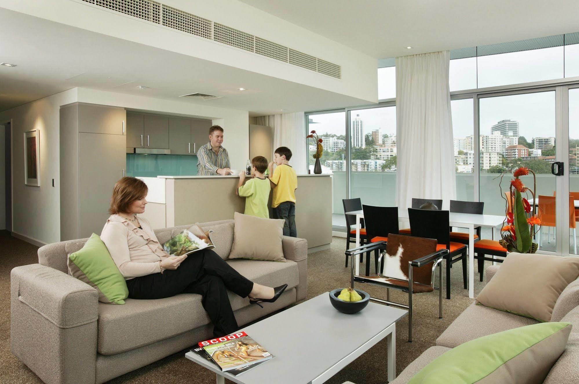 Adina Apartamento Hotel Perth Exterior foto