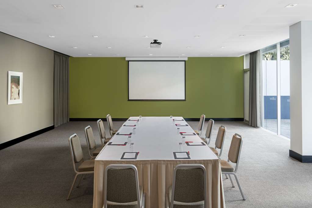 Adina Apartamento Hotel Perth Facilidades foto