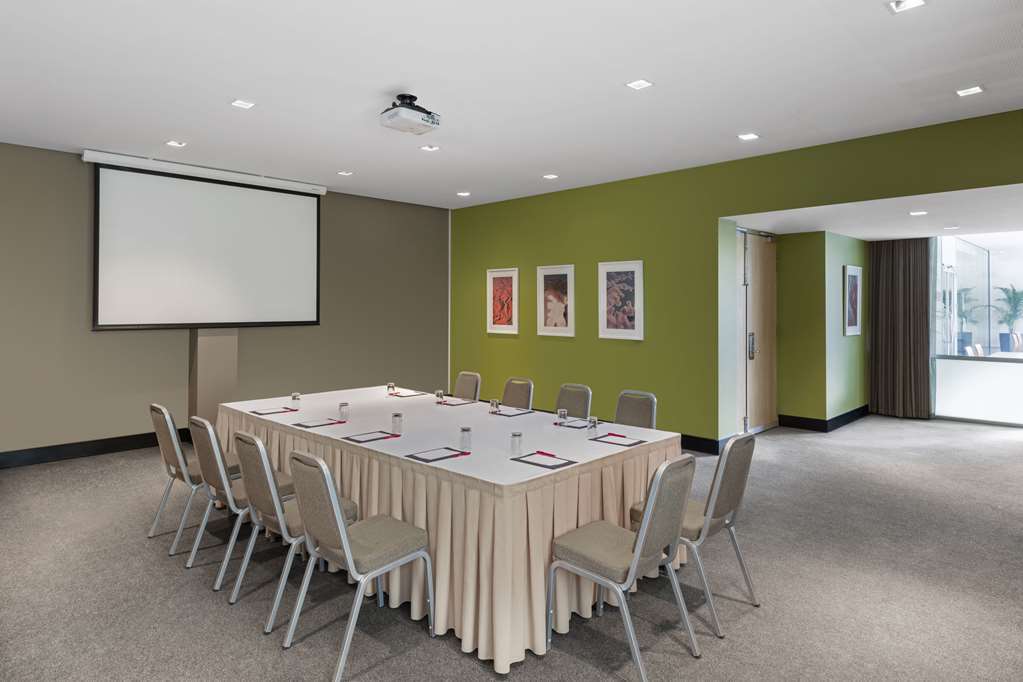 Adina Apartamento Hotel Perth Facilidades foto